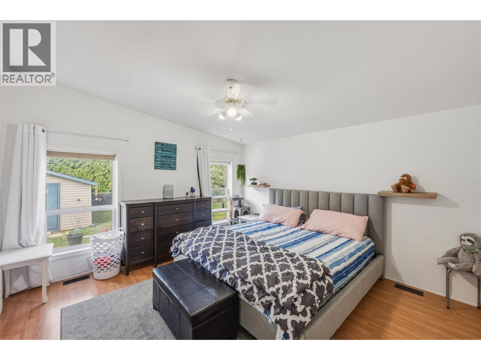 604 10th Avenue, Keremeos, British Columbia  V0X 1N3 - Photo 26 - 10386458