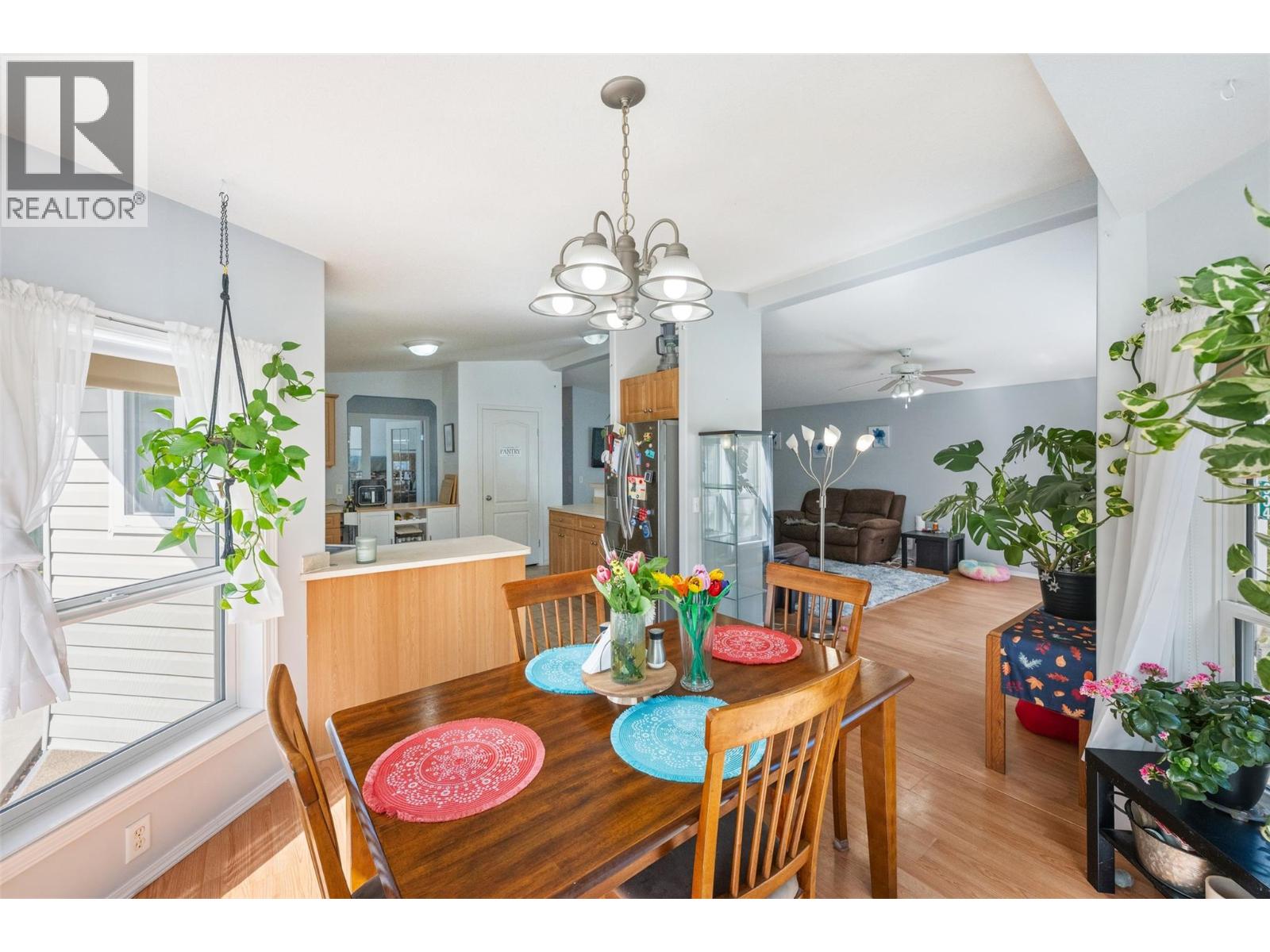 604 10th Avenue, Keremeos, British Columbia  V0X 1N3 - Photo 13 - 10386458