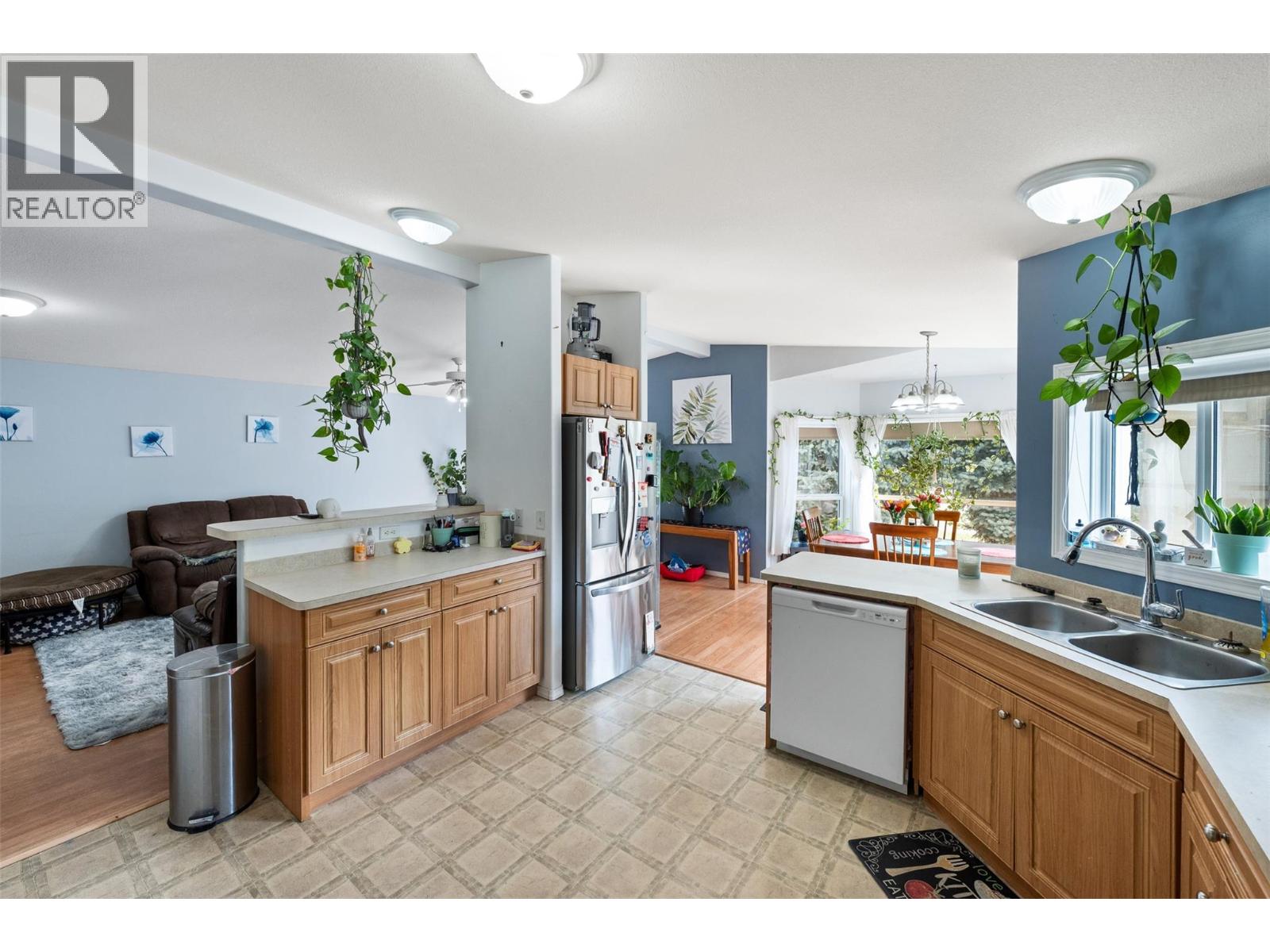 604 10th Avenue, Keremeos, British Columbia  V0X 1N3 - Photo 19 - 10386458