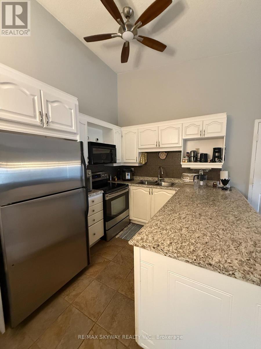 410 - 4025 Kilmer Drive, Burlington, Ontario  L7M 4M5 - Photo 3 - W13110892