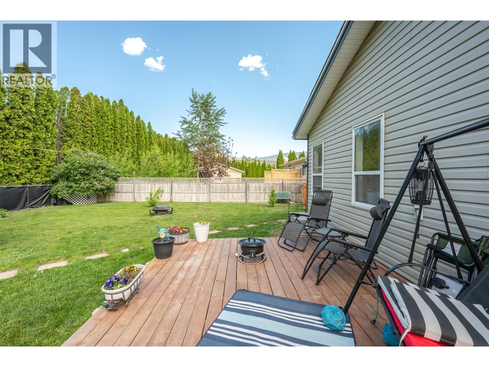 604 10th Avenue, Keremeos, British Columbia  V0X 1N3 - Photo 44 - 10386458