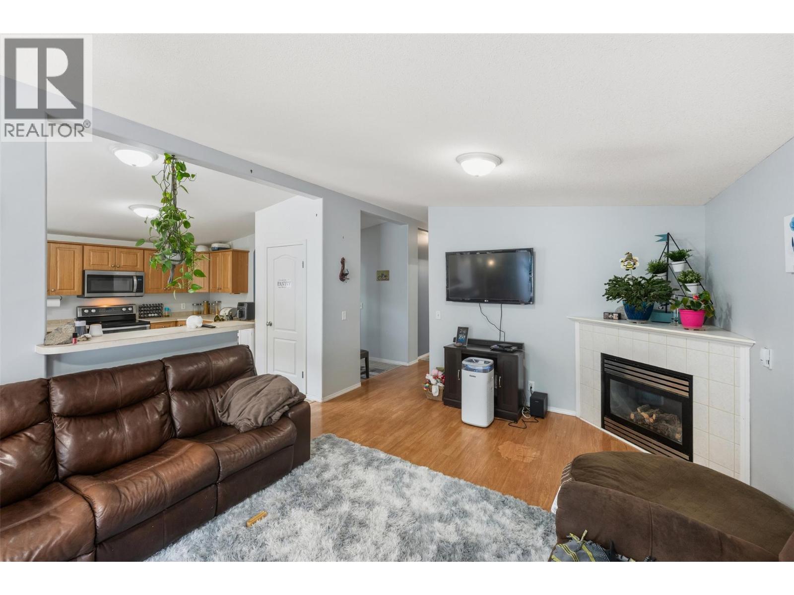 604 10th Avenue, Keremeos, British Columbia  V0X 1N3 - Photo 9 - 10386458