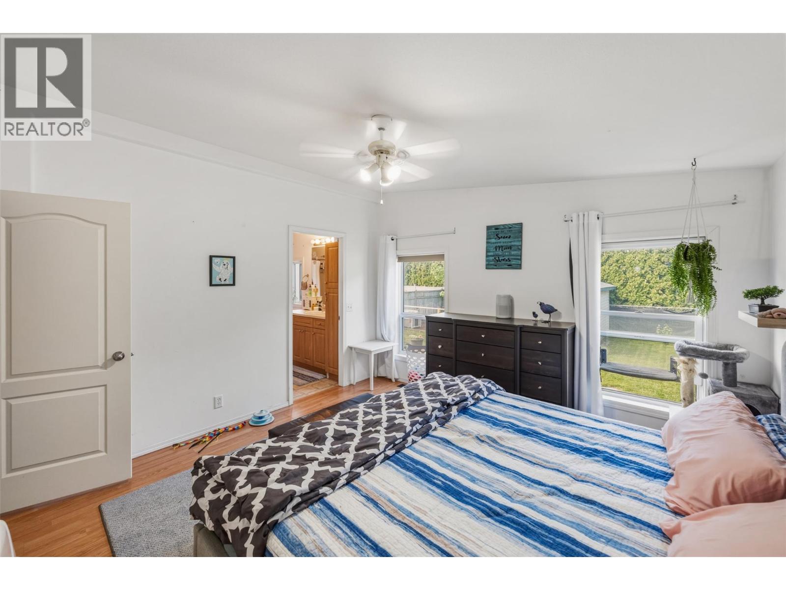 604 10th Avenue, Keremeos, British Columbia  V0X 1N3 - Photo 27 - 10386458