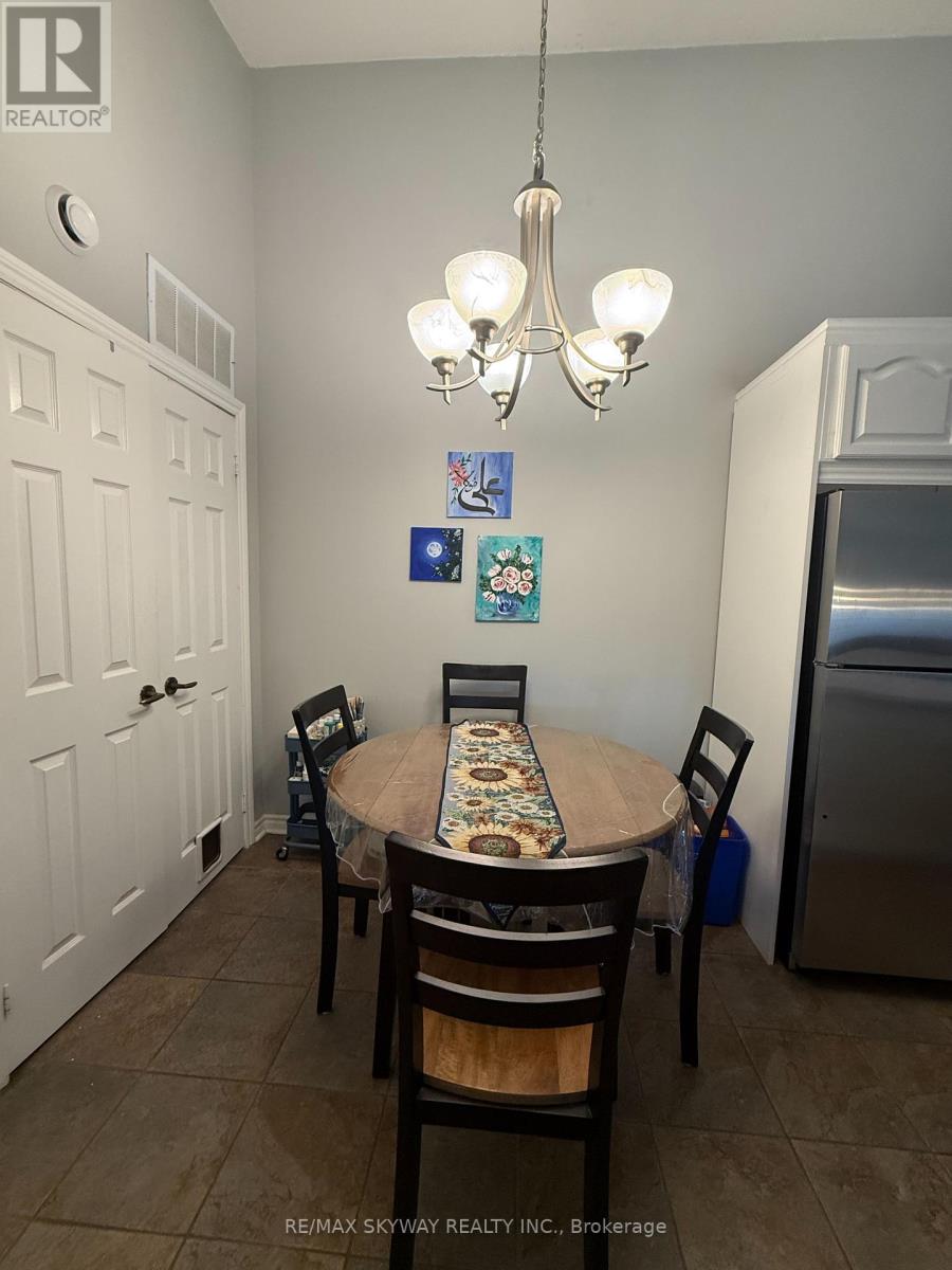 410 - 4025 Kilmer Drive, Burlington, Ontario  L7M 4M5 - Photo 9 - W13110892