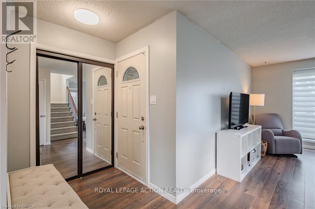 24 Hallmark Street, Brantford, Ontario  N3P 1A5 - Photo 5 - X13111824