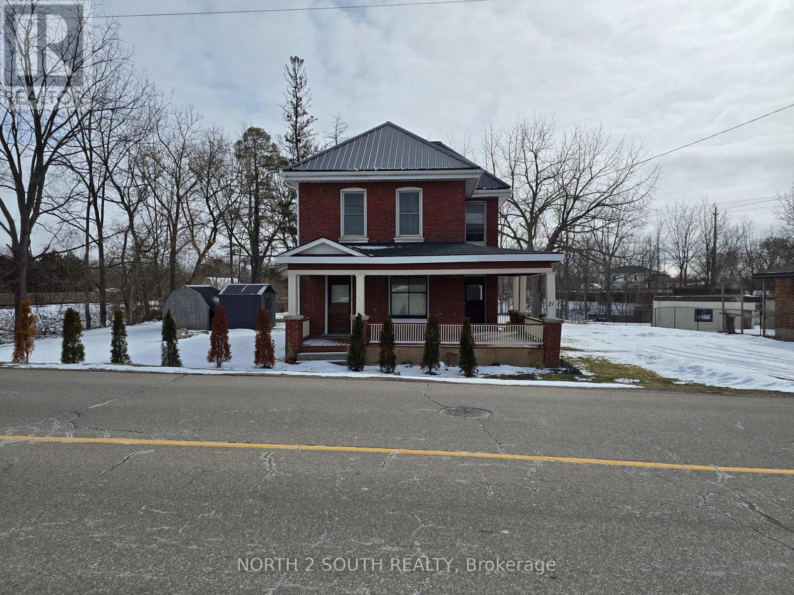 21 Johnson Road, Brantford, Ontario  N3S 7E8 - Photo 1 - X13111924