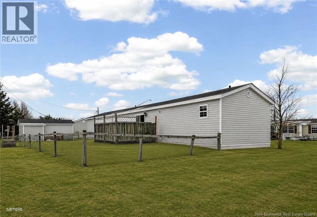 11 Sentier Street, Moncton, New Brunswick  E1H 3J6 - Photo 2 - NB134809