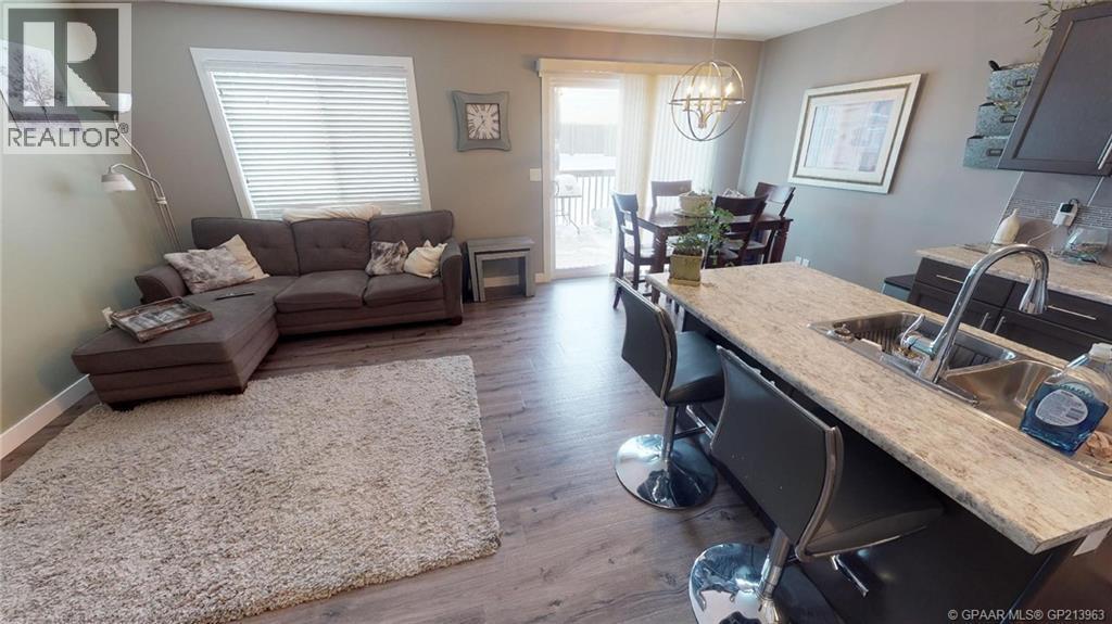 8451 101 Avenue, Grande Prairie, Alberta  T8X 0R1 - Photo 5 - A2309943