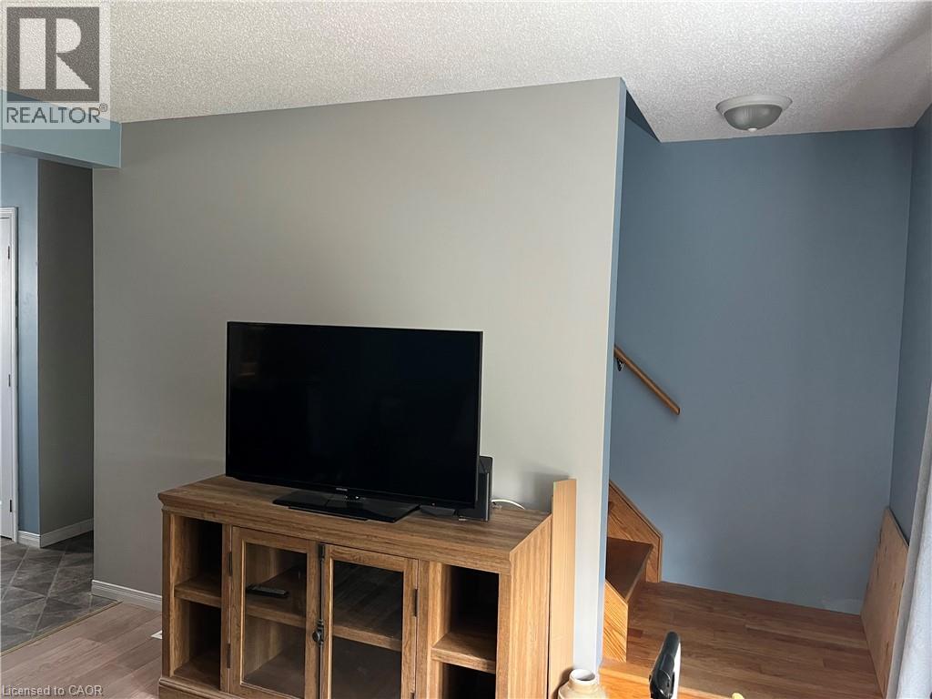 23 Howe Drive Unit# 8, Kitchener, Ontario  N2E 1J3 - Photo 18 - 40828989