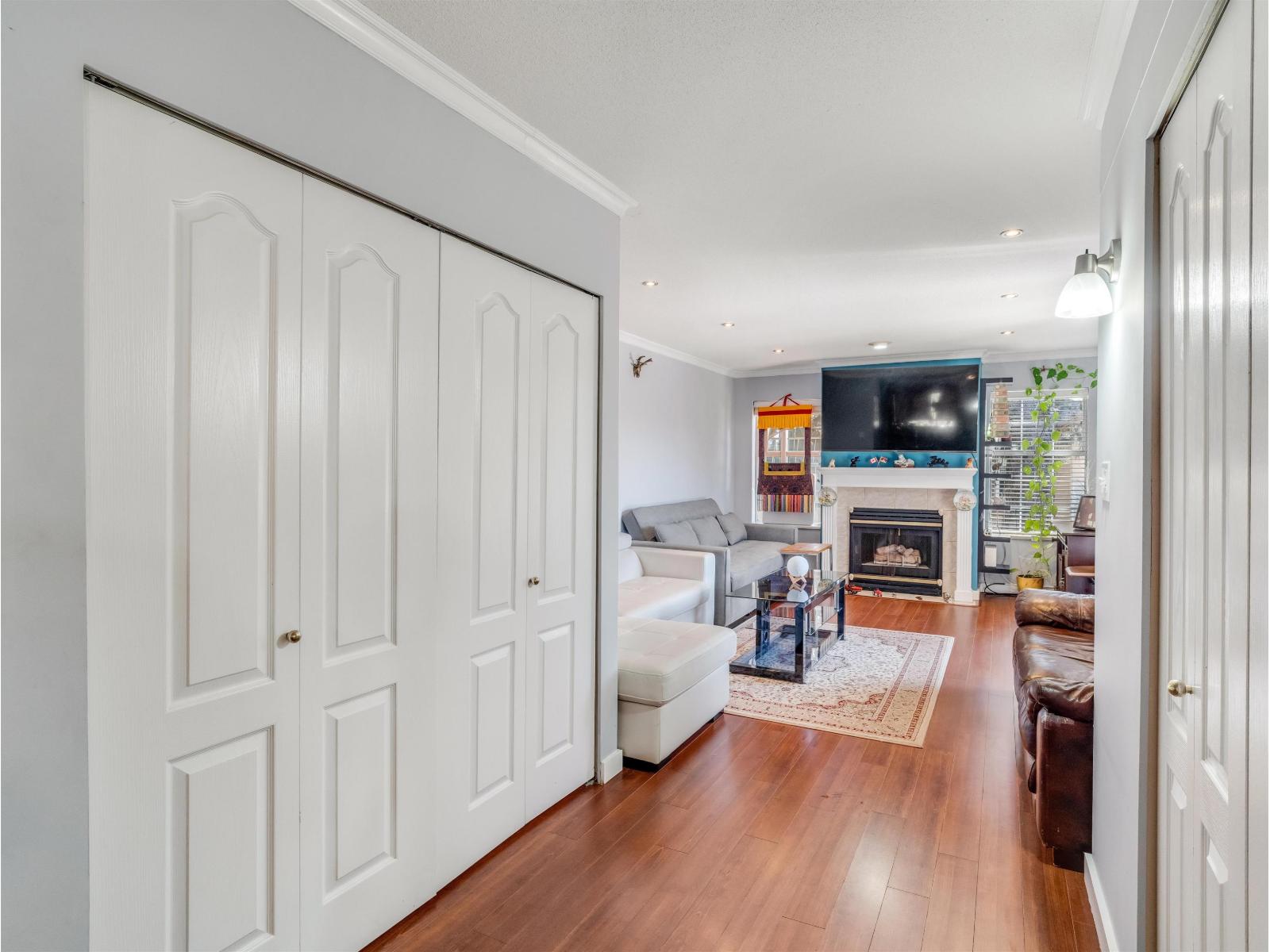 221 14861 98 Avenue, Surrey, British Columbia  V3R 0A2 - Photo 9 - R3121337