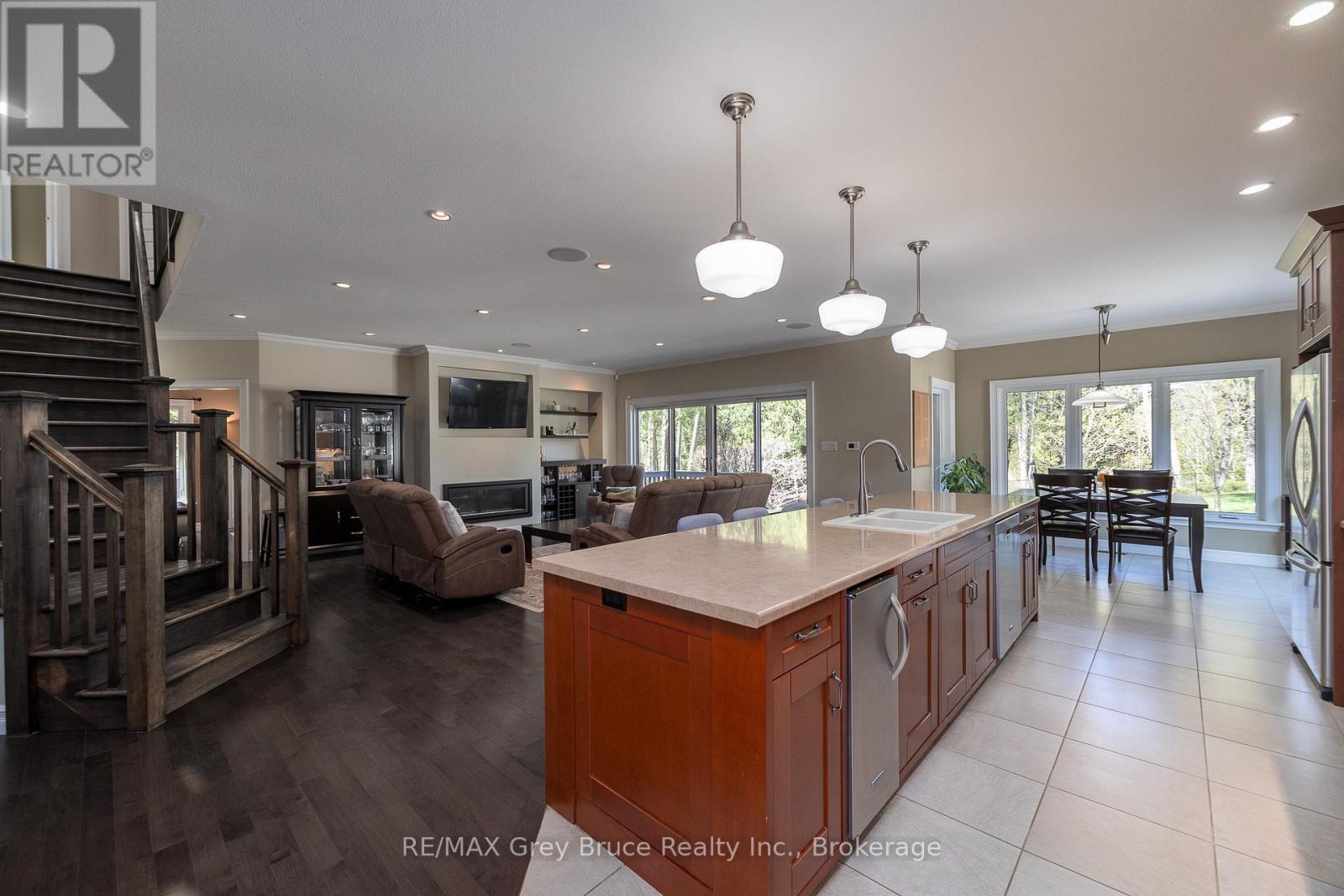 318760 Grey Road 1, Georgian Bluffs, Ontario  N4K 5N4 - Photo 24 - X13112072