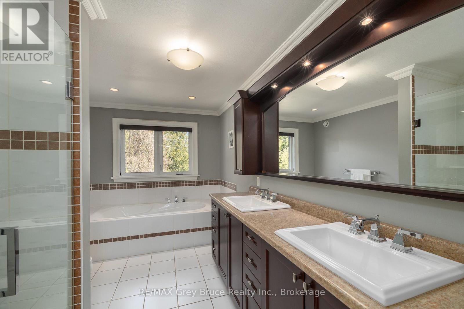 318760 Grey Road 1, Georgian Bluffs, Ontario  N4K 5N4 - Photo 43 - X13112072