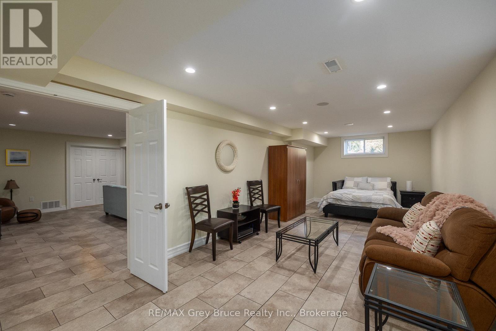 318760 Grey Road 1, Georgian Bluffs, Ontario  N4K 5N4 - Photo 46 - X13112072