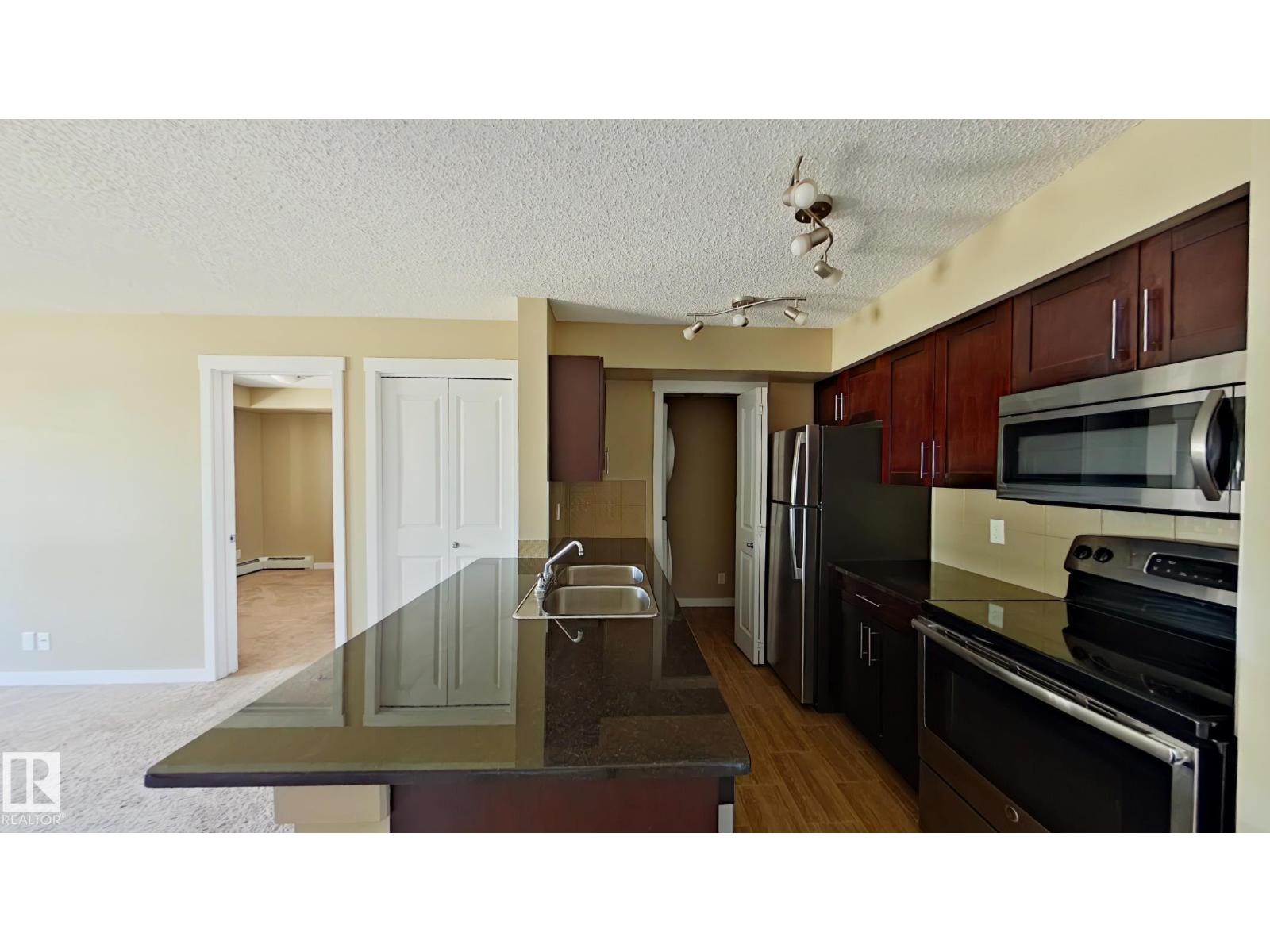 #133 3315 James Mowatt TR SW, edmonton, Alberta