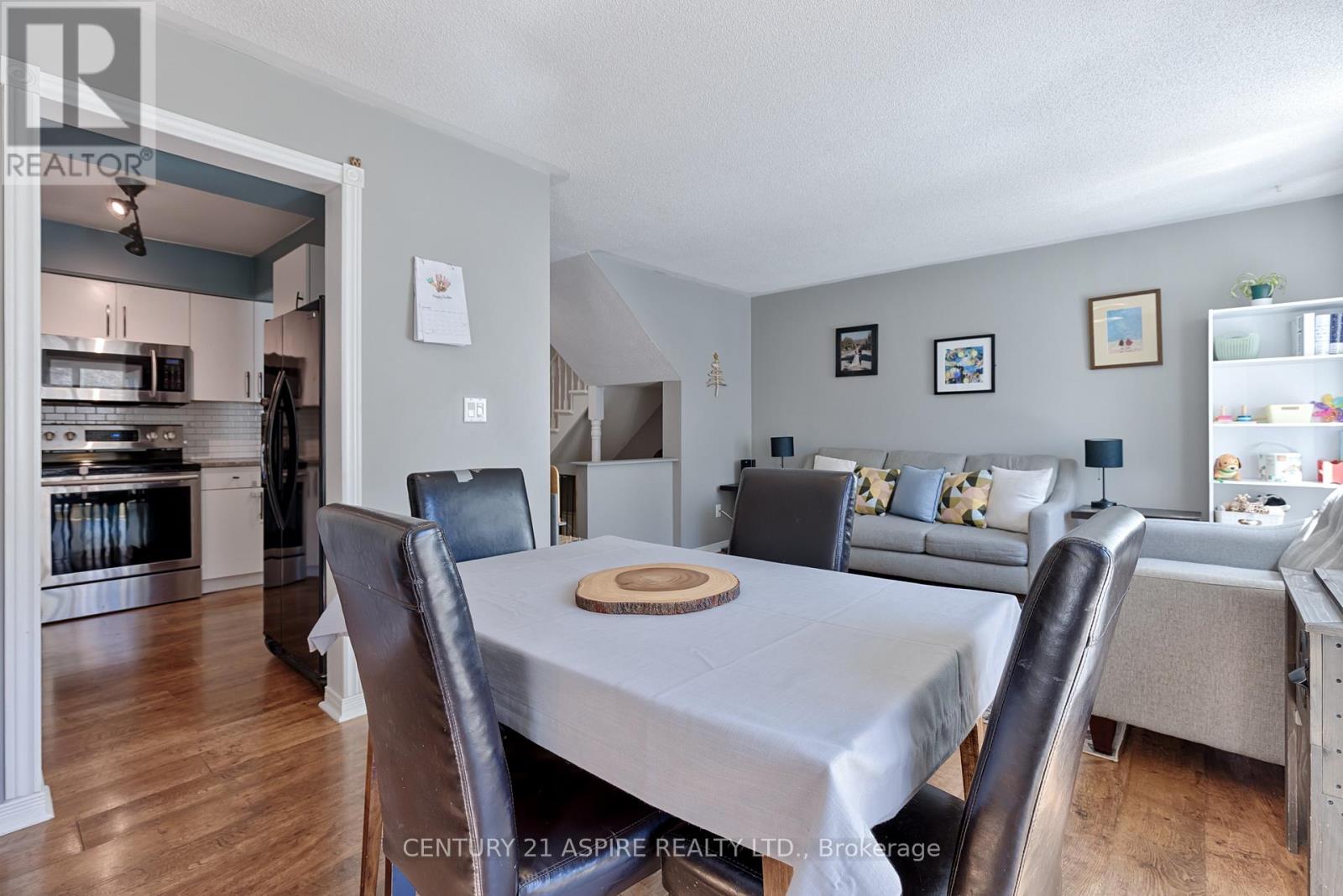 30 Vermont Meadow, Petawawa, Ontario  K8H 3N4 - Photo 11 - X13112056