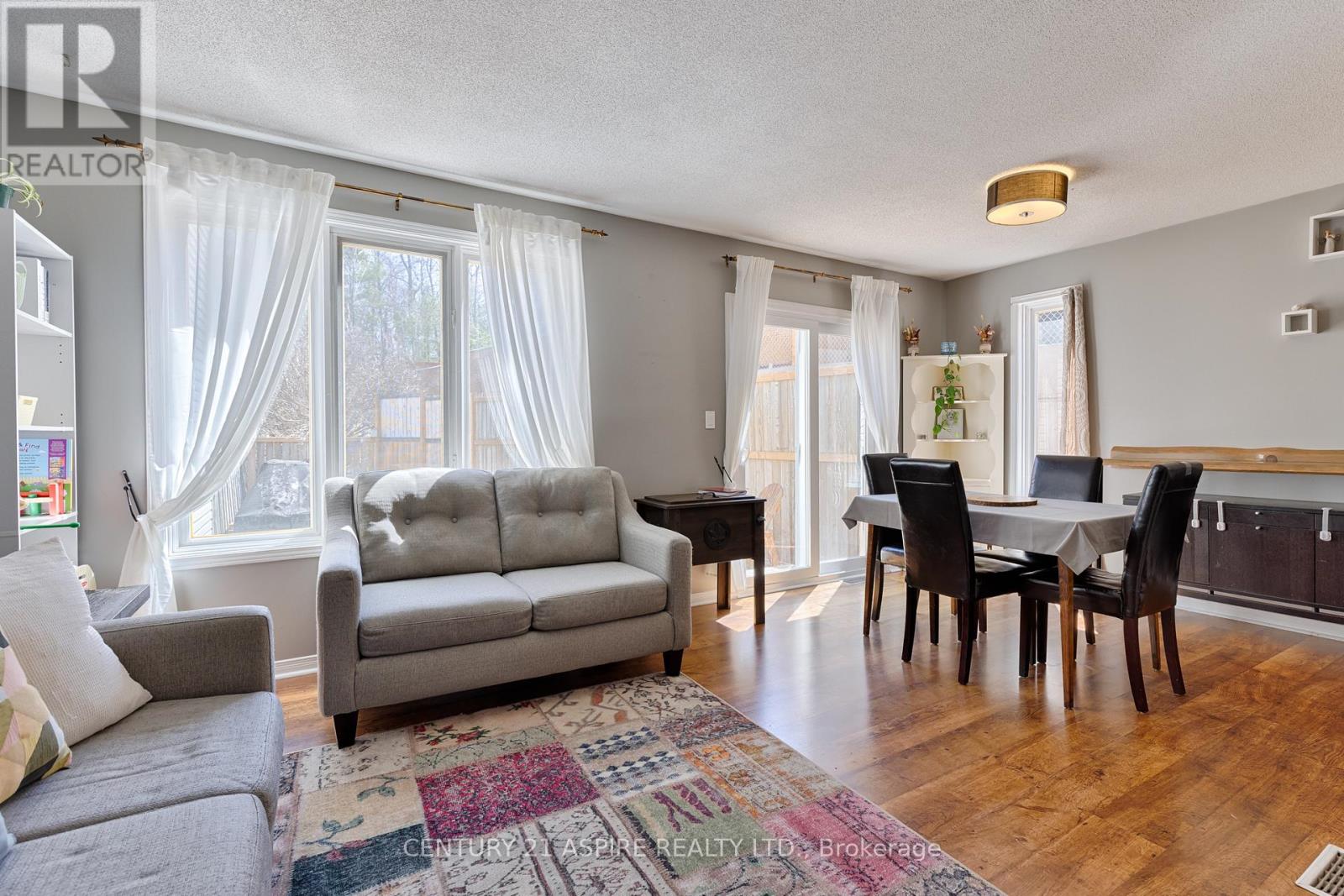 30 Vermont Meadow, Petawawa, Ontario  K8H 3N4 - Photo 6 - X13112056