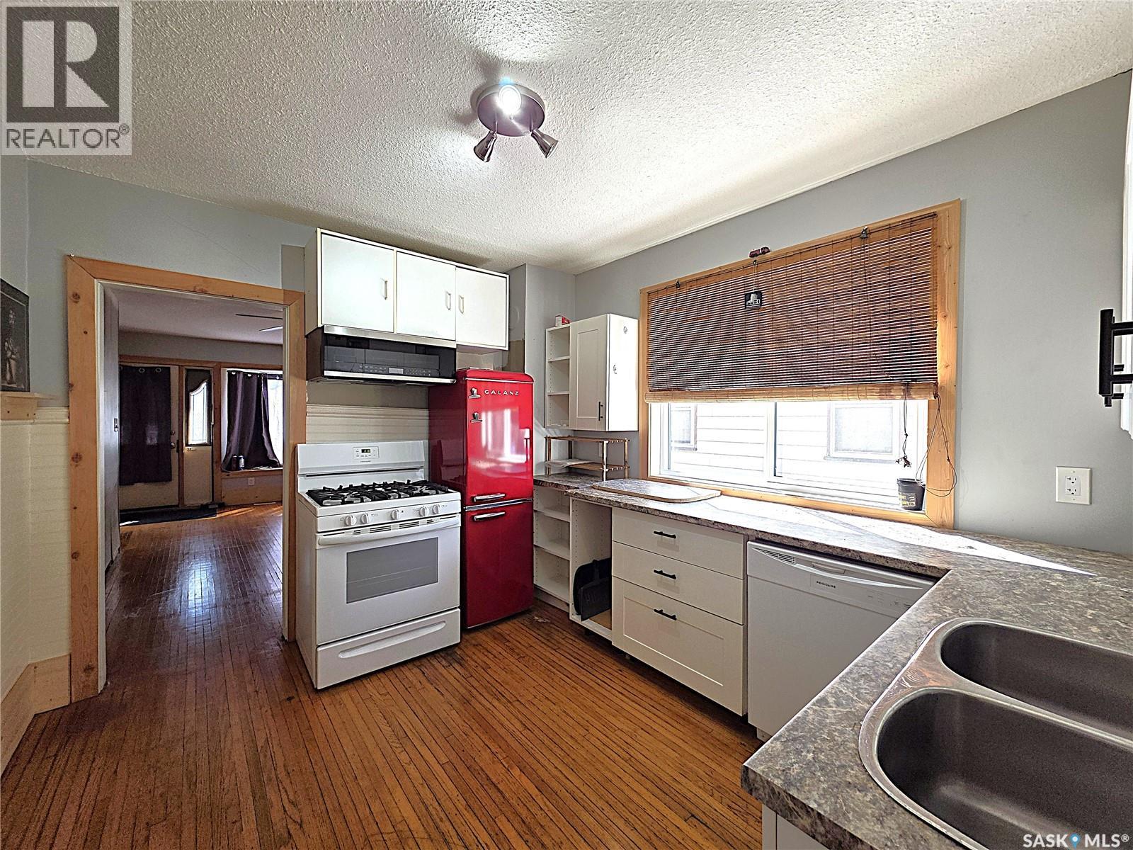 829 I Avenue N, Saskatoon, Saskatchewan  S7L 2H2 - Photo 7 - SK035601