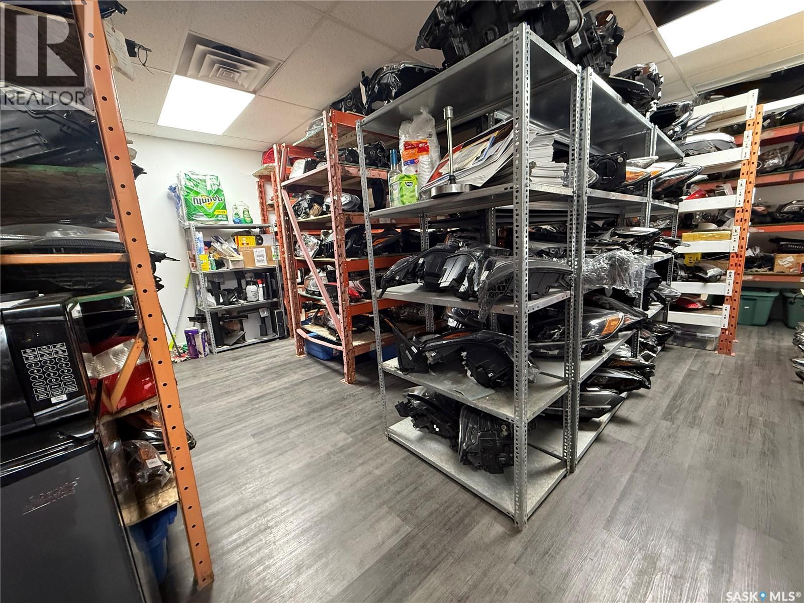 1550 Park Street, Regina, Saskatchewan  S4N 2G1 - Photo 10 - SK035555