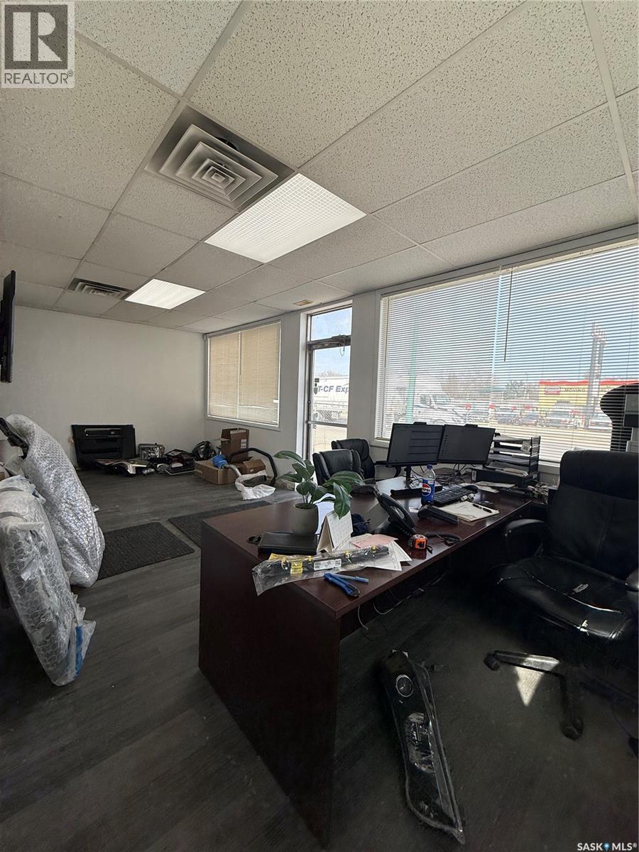 1550 Park Street, Regina, Saskatchewan  S4N 2G1 - Photo 7 - SK035555