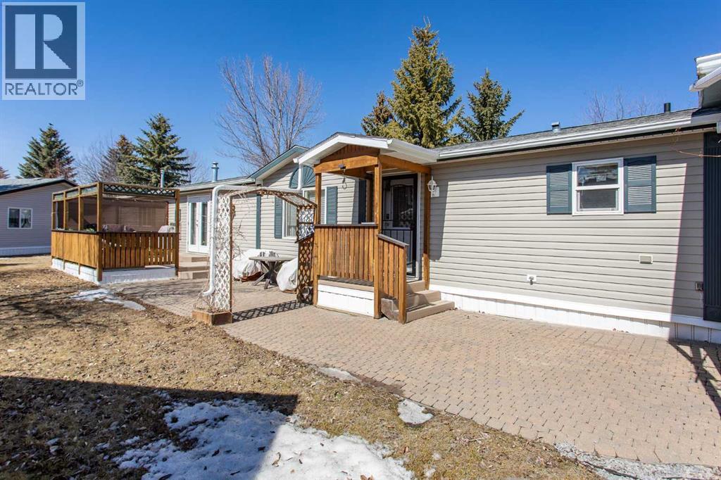 4905 Doncaster Avenue, Red Deer, Alberta  T4R 2Z8 - Photo 4 - A2297034