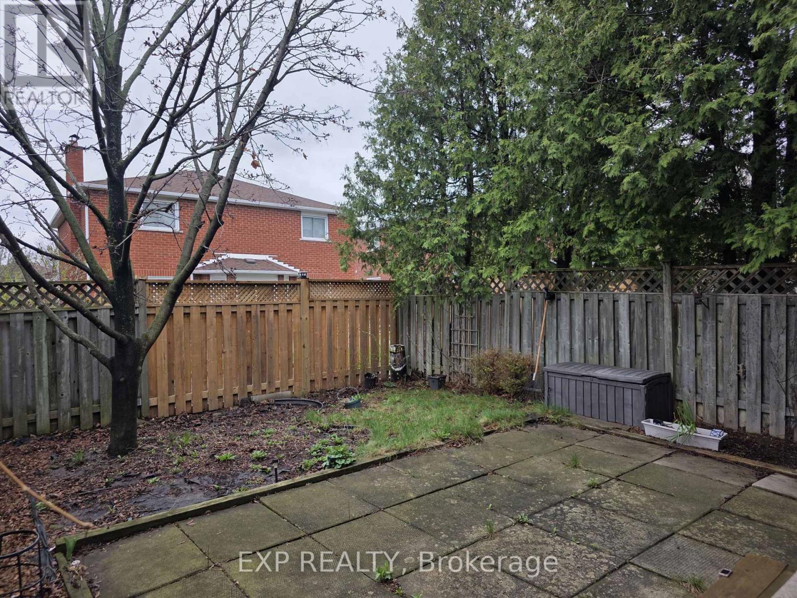 1296 Valerie Crescent W, Oakville, Ontario  L6J 7E5 - Photo 22 - W12853360