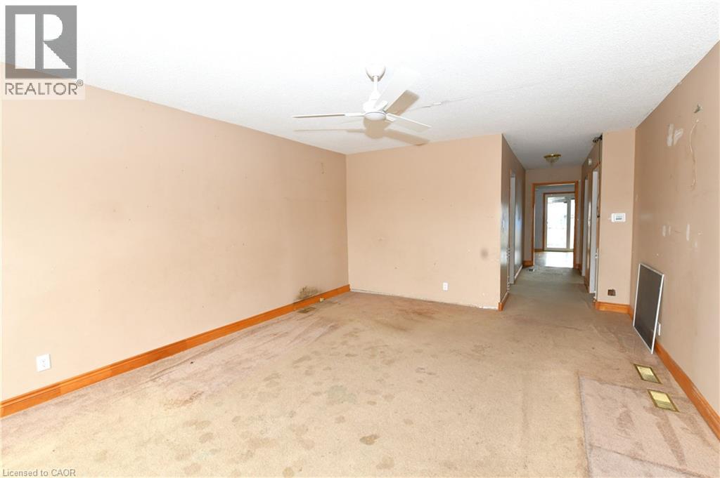 274 Wellington Street, St. Thomas, Ontario  N5R 2S8 - Photo 2 - 40826961