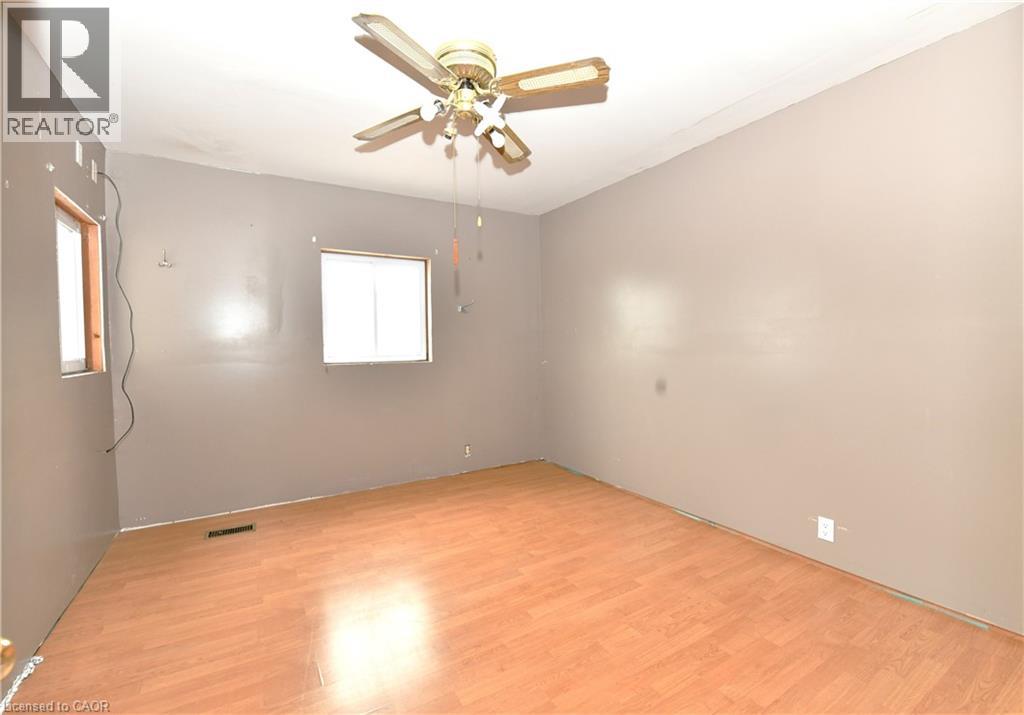 274 Wellington Street, St. Thomas, Ontario  N5R 2S8 - Photo 5 - 40826961