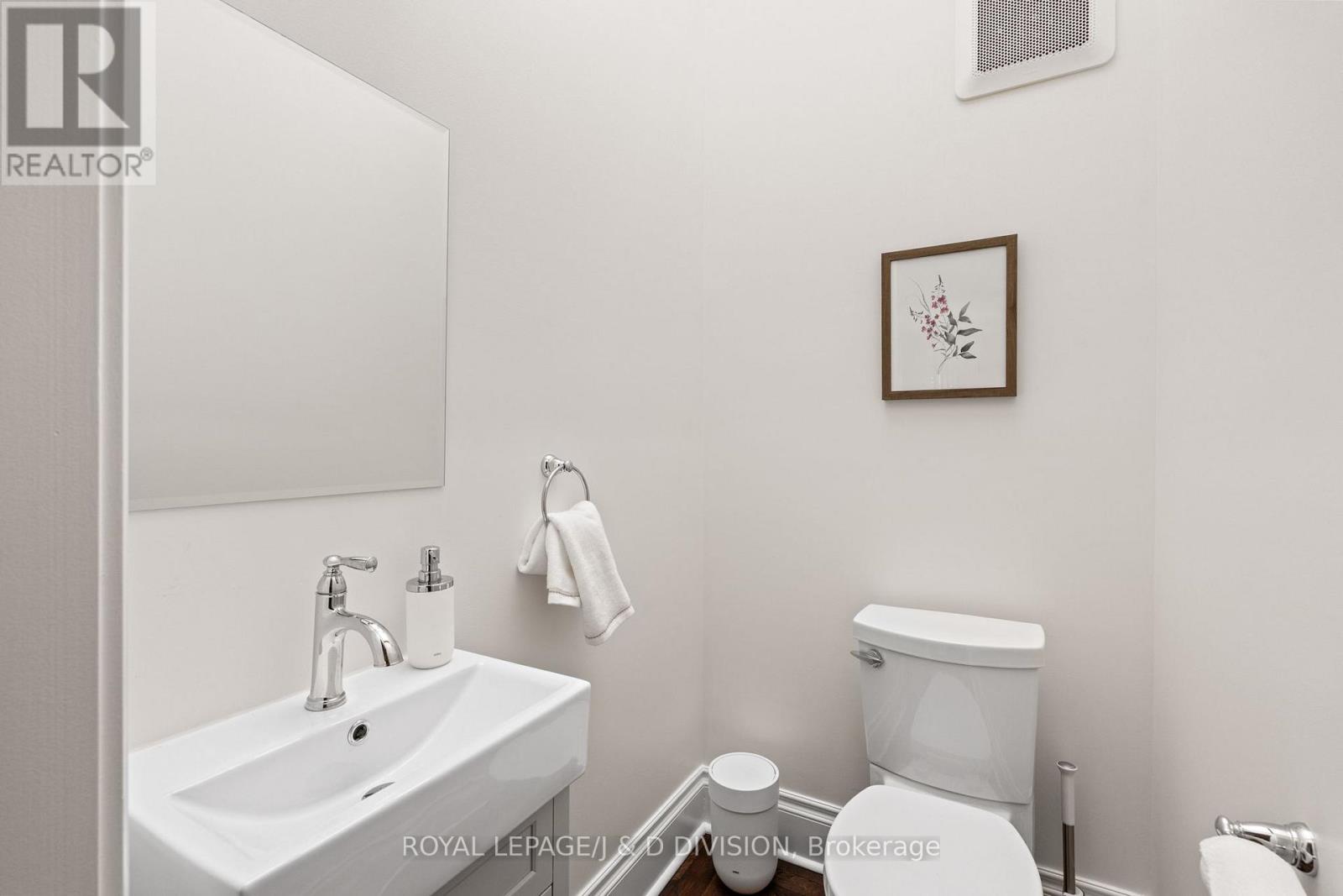477 Roxton Road, Toronto, Ontario  M6G 3R5 - Photo 20 - C13112044