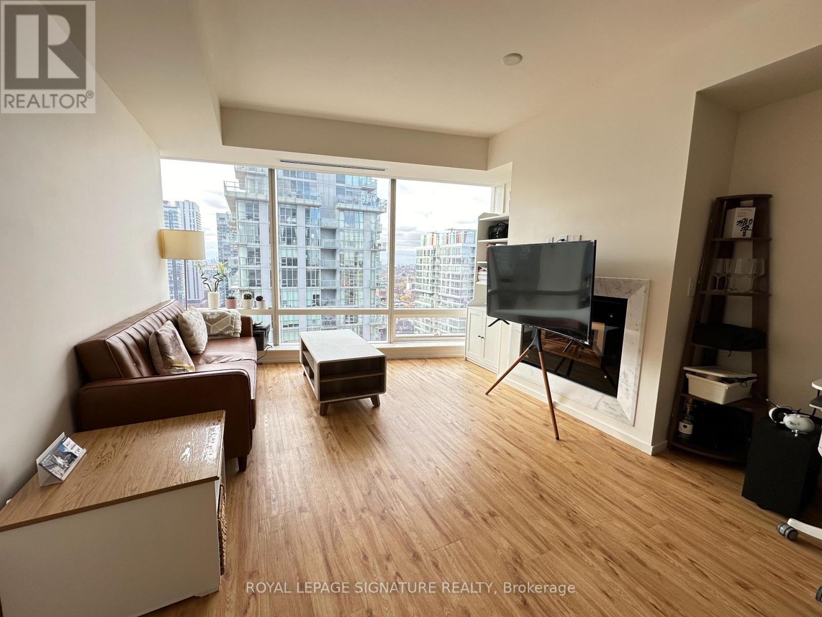 3104 - 180 University Avenue, Toronto, Ontario  M5H 0A2 - Photo 4 - C13112068