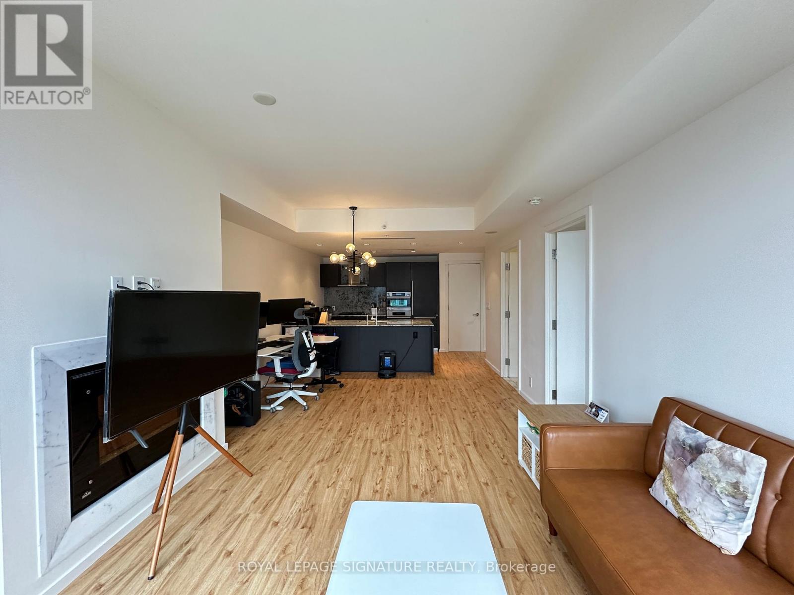 3104 - 180 University Avenue, Toronto, Ontario  M5H 0A2 - Photo 5 - C13112068