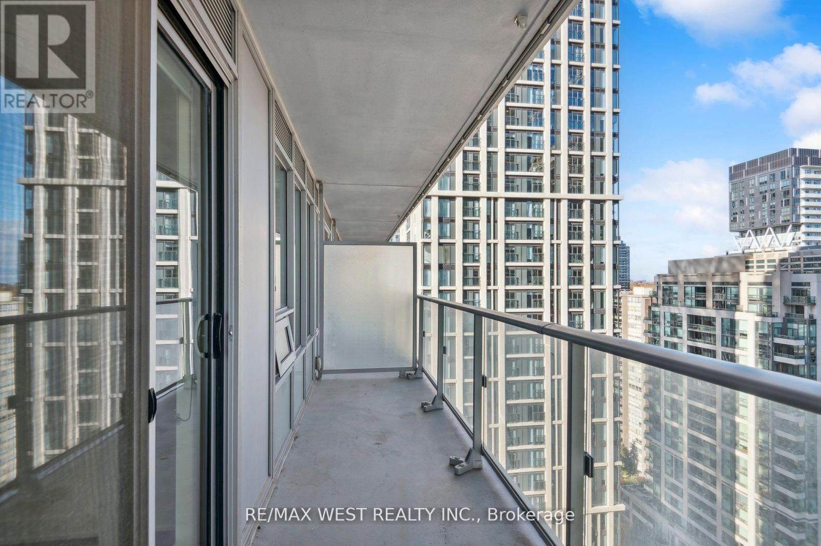 2215 - 195 Redpath Avenue, Toronto, Ontario  M4P 0E4 - Photo 12 - C13112124