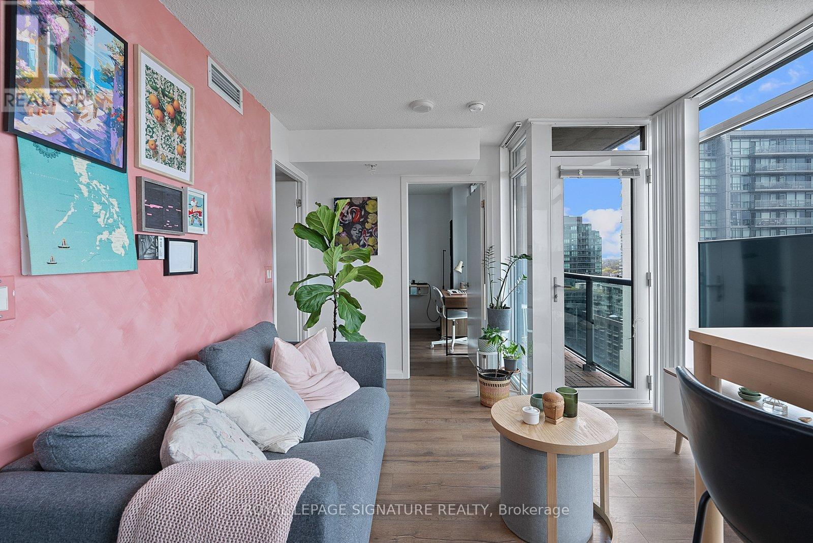 1722e - 36 Lisgar Street, Toronto, Ontario  M6J 0C7 - Photo 10 - C13112268