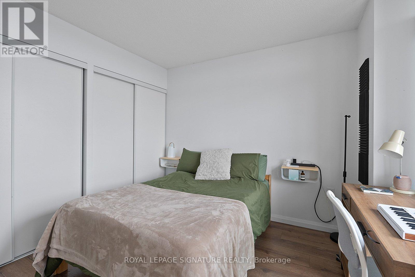 1722e - 36 Lisgar Street, Toronto, Ontario  M6J 0C7 - Photo 11 - C13112268