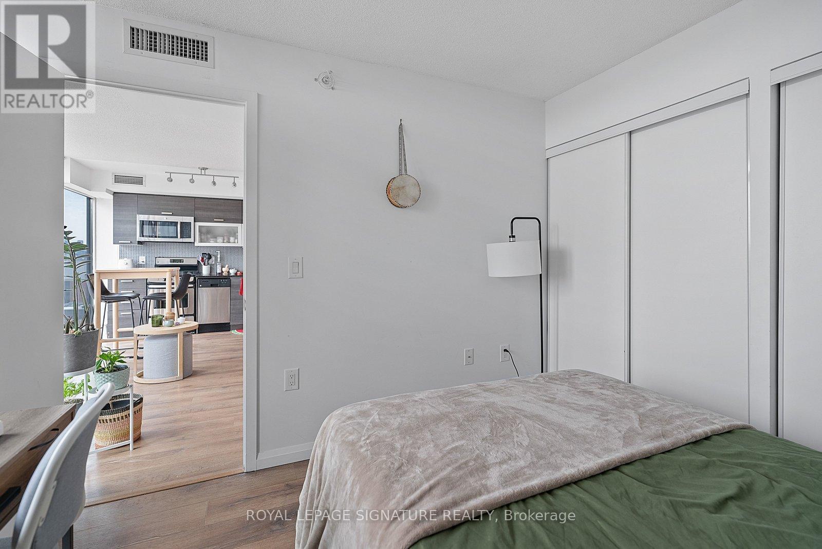 1722e - 36 Lisgar Street, Toronto, Ontario  M6J 0C7 - Photo 15 - C13112268