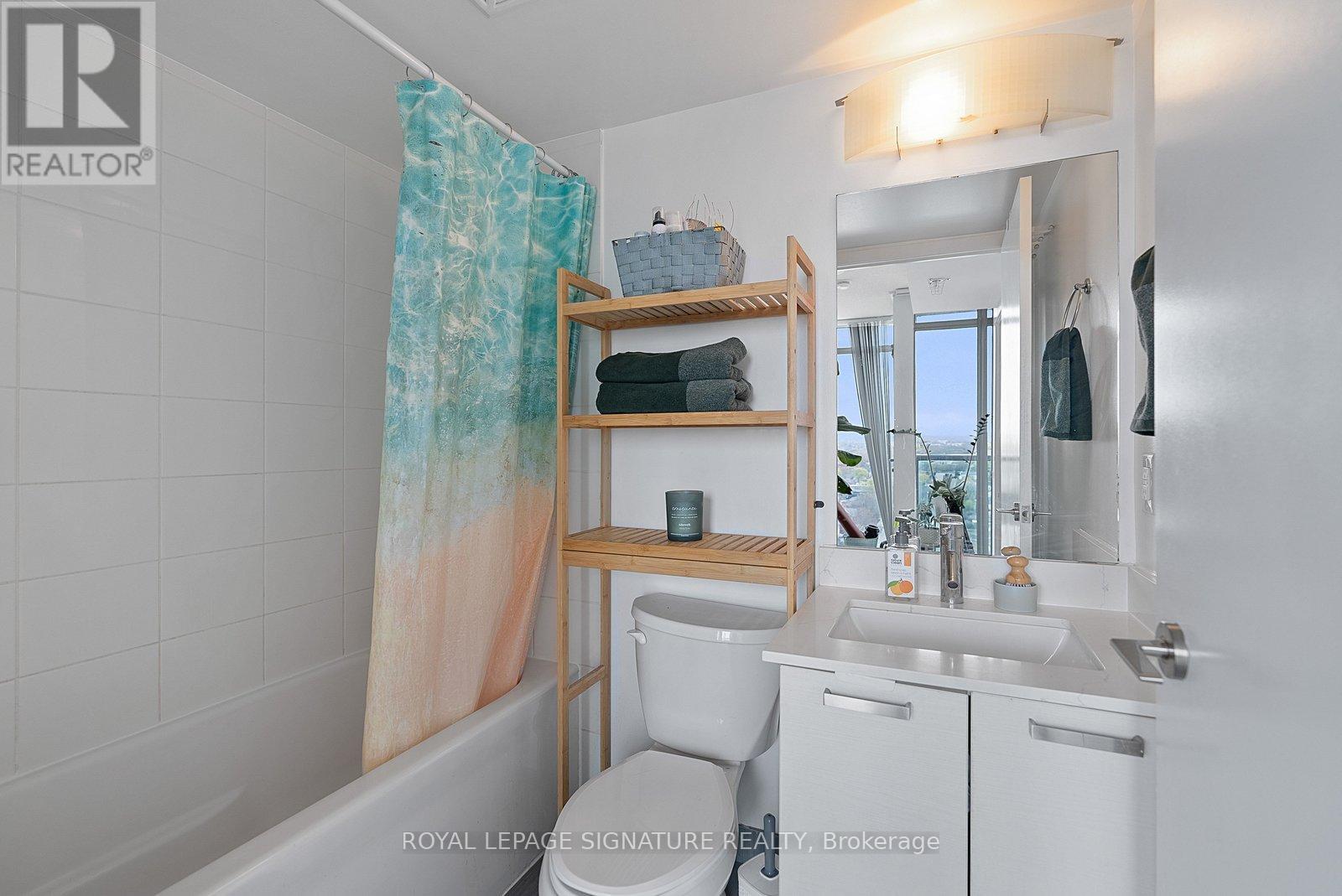 1722e - 36 Lisgar Street, Toronto, Ontario  M6J 0C7 - Photo 17 - C13112268