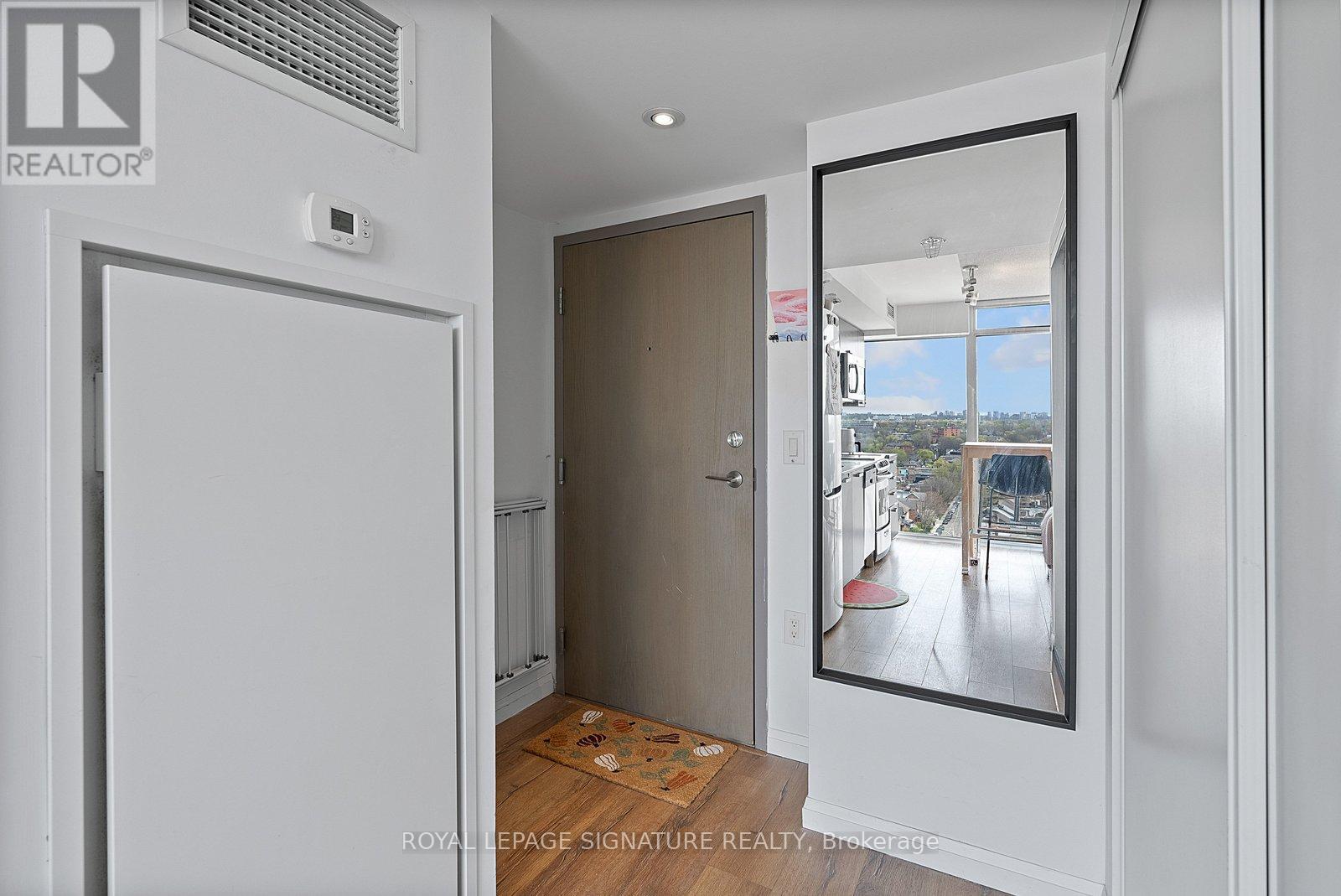 1722e - 36 Lisgar Street, Toronto, Ontario  M6J 0C7 - Photo 2 - C13112268