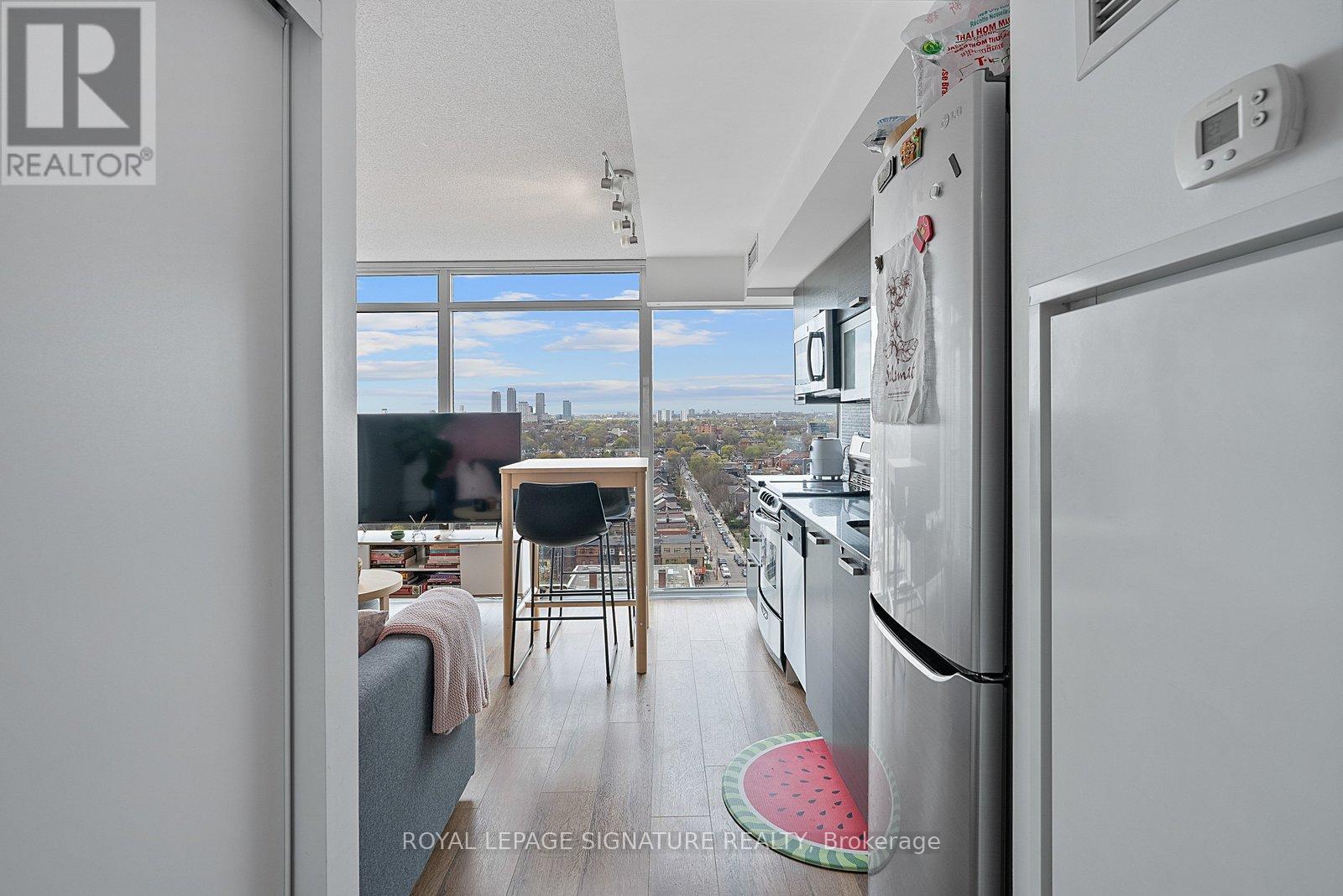 1722e - 36 Lisgar Street, Toronto, Ontario  M6J 0C7 - Photo 3 - C13112268