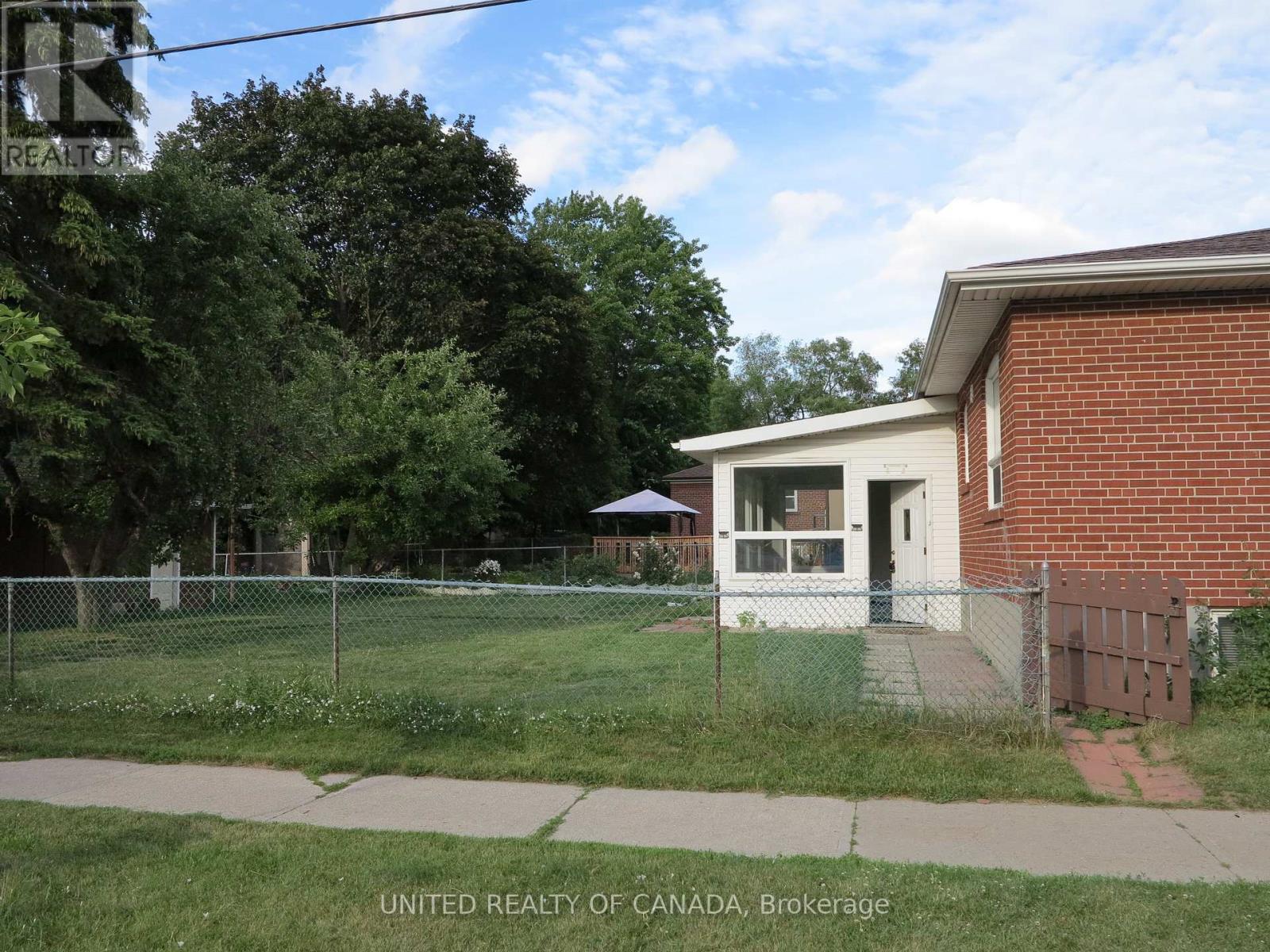 Lower - 456 Drewry Avenue, Toronto, Ontario  M2R 2K7 - Photo 2 - C13112274