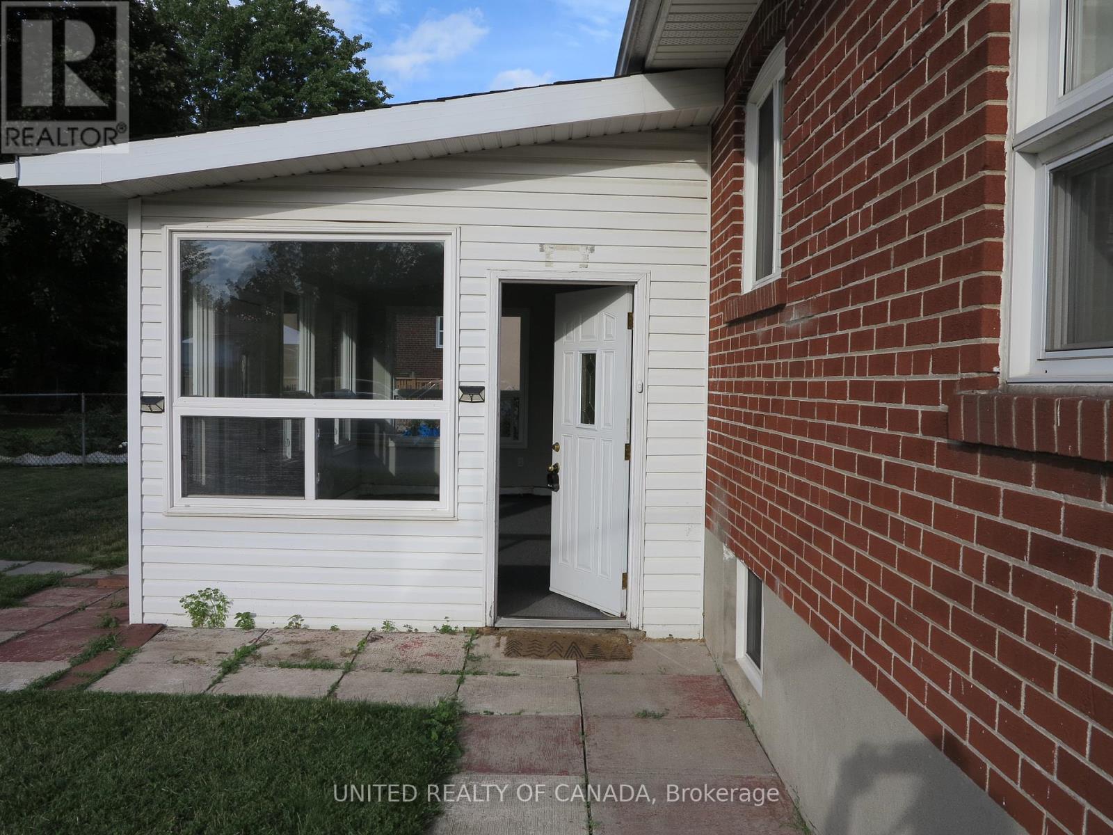 Lower - 456 Drewry Avenue, Toronto, Ontario  M2R 2K7 - Photo 5 - C13112274