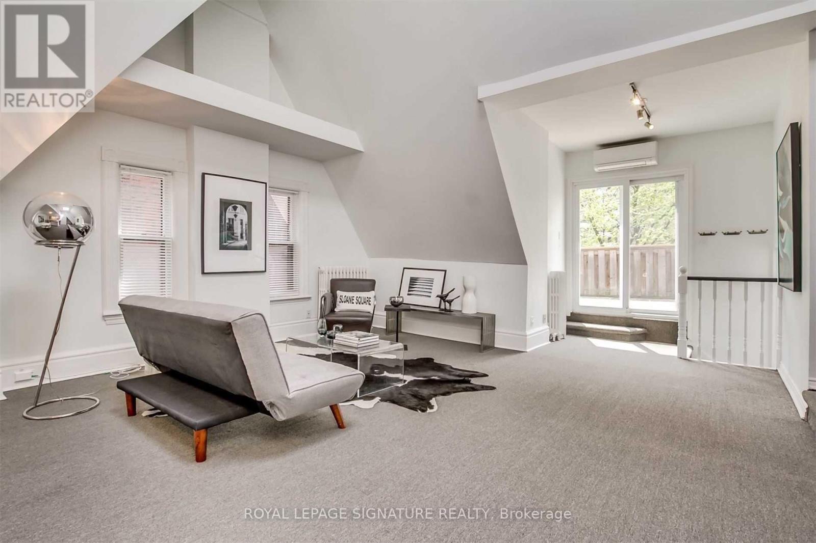 3rd Flr - 105 Gloucester Street, Toronto, Ontario  M4Y 1M2 - Photo 3 - C13112292