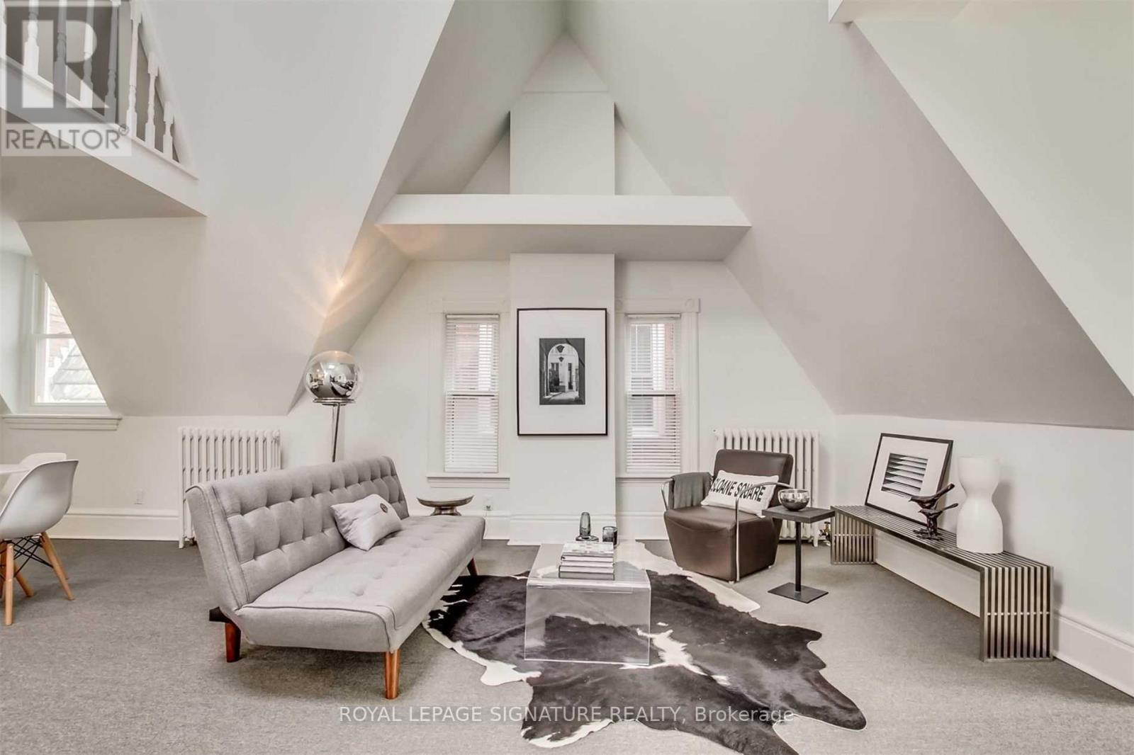 3rd Flr - 105 Gloucester Street, Toronto, Ontario  M4Y 1M2 - Photo 5 - C13112292