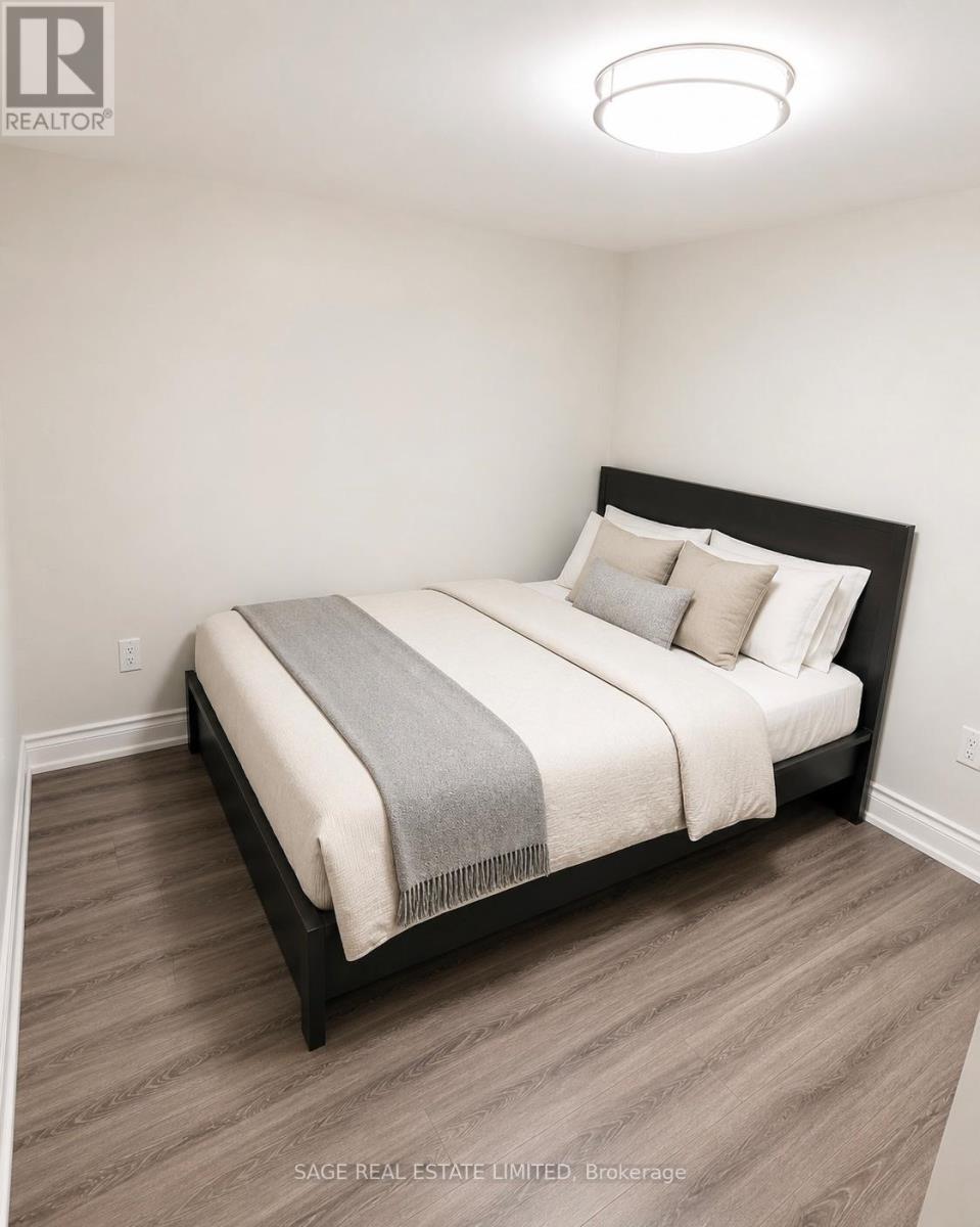 Lower Level - 230 Lawrence Avenue W, Toronto, Ontario  M4R 2J3 - Photo 6 - C13112314