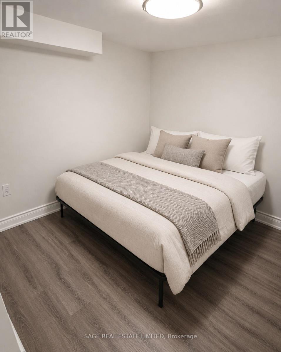 Lower Level - 230 Lawrence Avenue W, Toronto, Ontario  M4R 2J3 - Photo 7 - C13112314