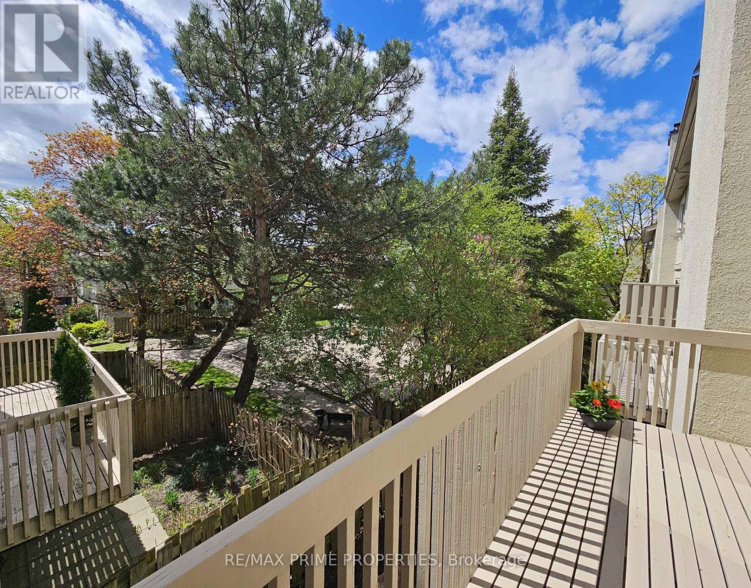 90 Maris Shep Way, Toronto, Ontario  M2J 4S2 - Photo 12 - C13112336
