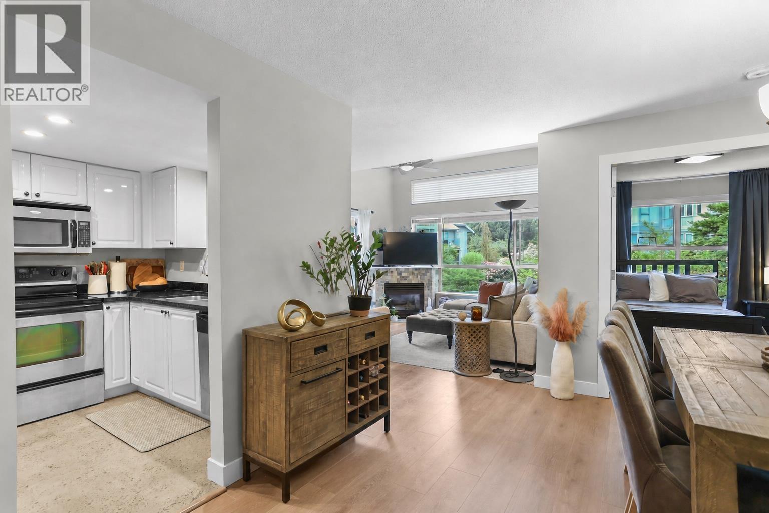 402 220 Newport Drive, Port Moody, British Columbia  V3H 5B8 - Photo 2 - R3121866