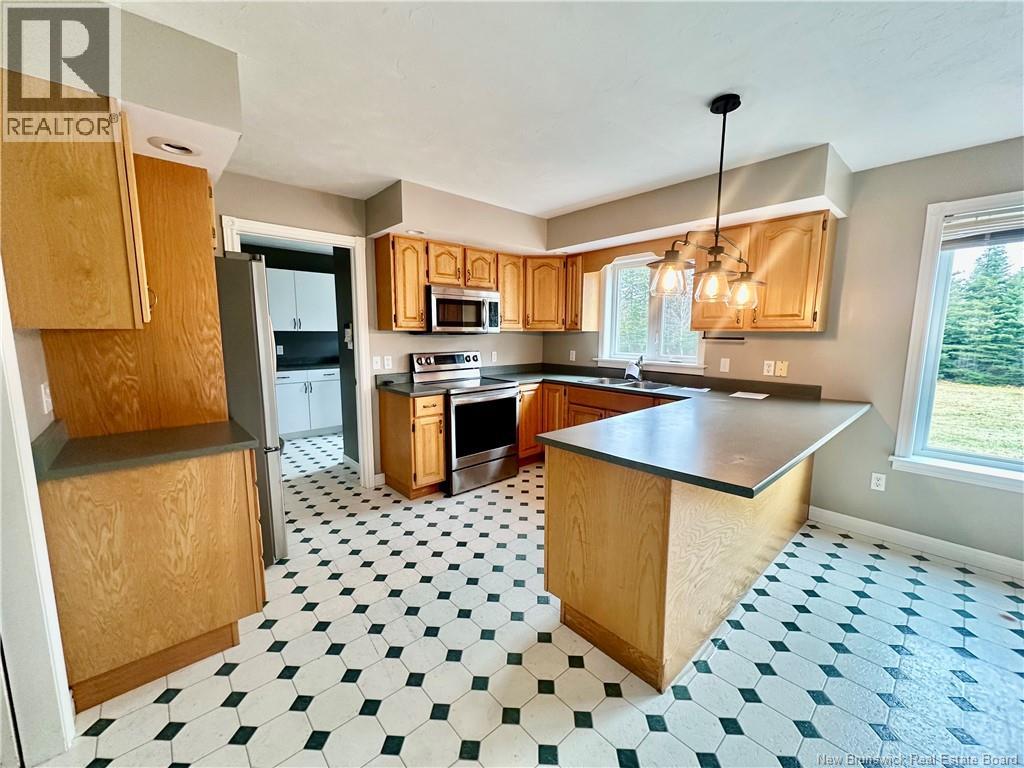 484 Queens Road, Sackville, New Brunswick  E4L 2C3 - Photo 21 - NB139224