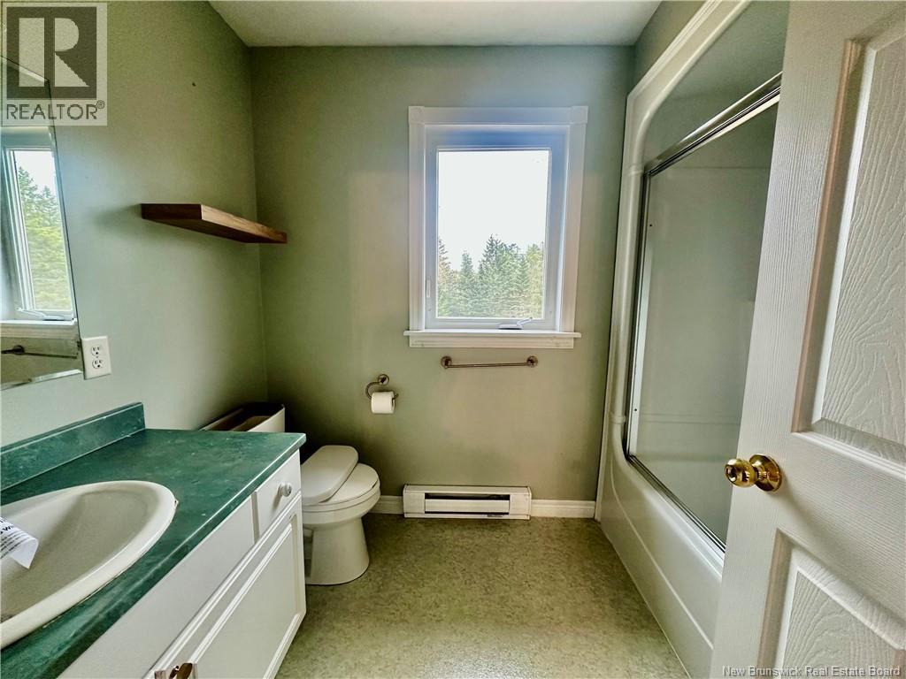 484 Queens Road, Sackville, New Brunswick  E4L 2C3 - Photo 33 - NB139224