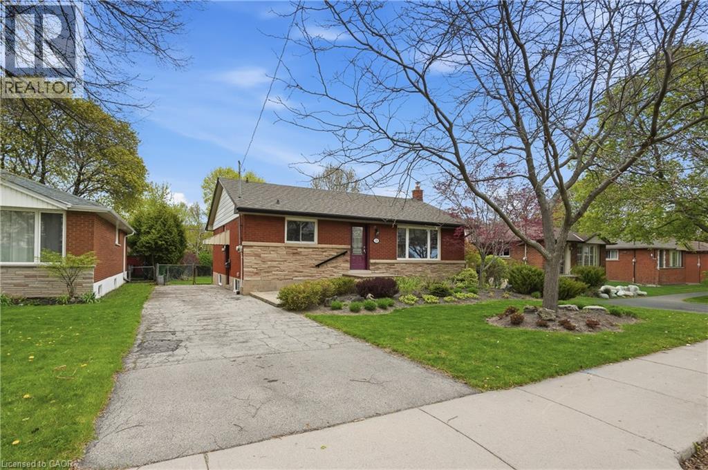 150 West 28th Street, Hamilton, Ontario  L9C 5B2 - Photo 2 - 40828332
