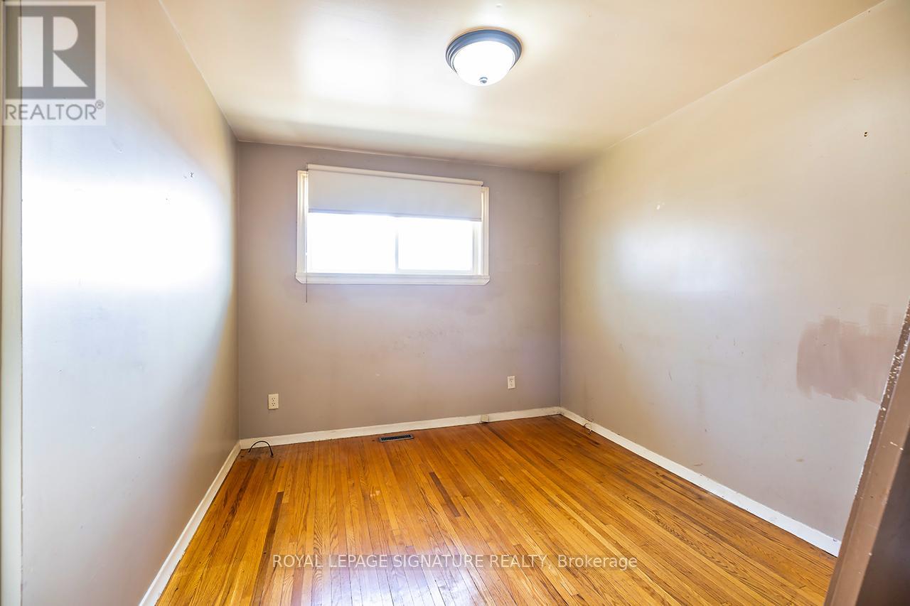 593 Gibb Street, Oshawa, Ontario  L1J 1Z6 - Photo 13 - E13111952