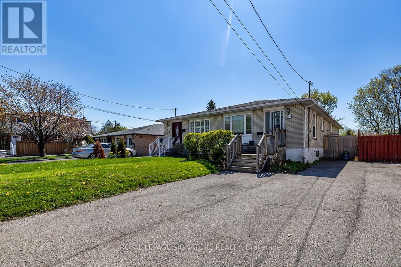 593 Gibb Street, Oshawa, Ontario  L1J 1Z6 - Photo 2 - E13111952